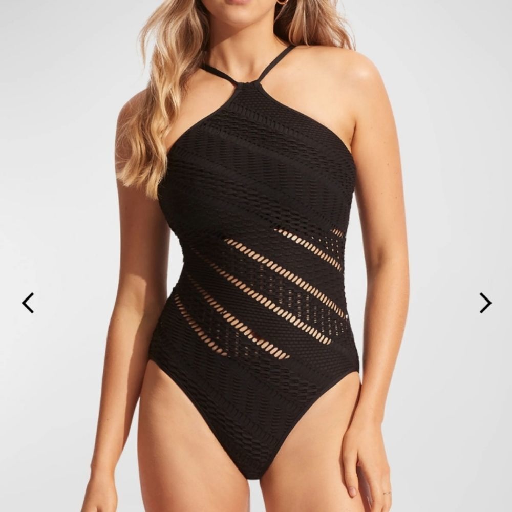 Seafolly black crochet high neck halter swimsuit size USA 6DD/UK 10DD. NWT